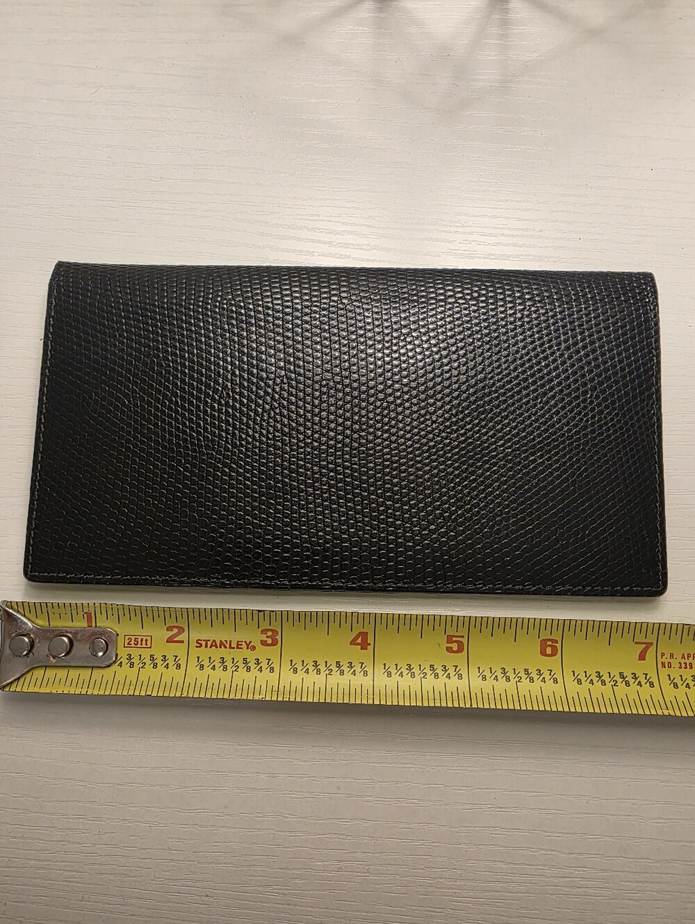 Salvatore Ferragamo Black Lizard Embossed Calf Leather Bifold Wallet - Picture 7 of 7
